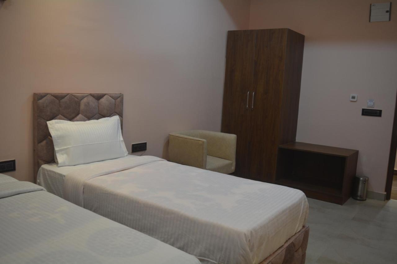 Maharaja Hotel & Banquet Darbhanga Eksteriør billede